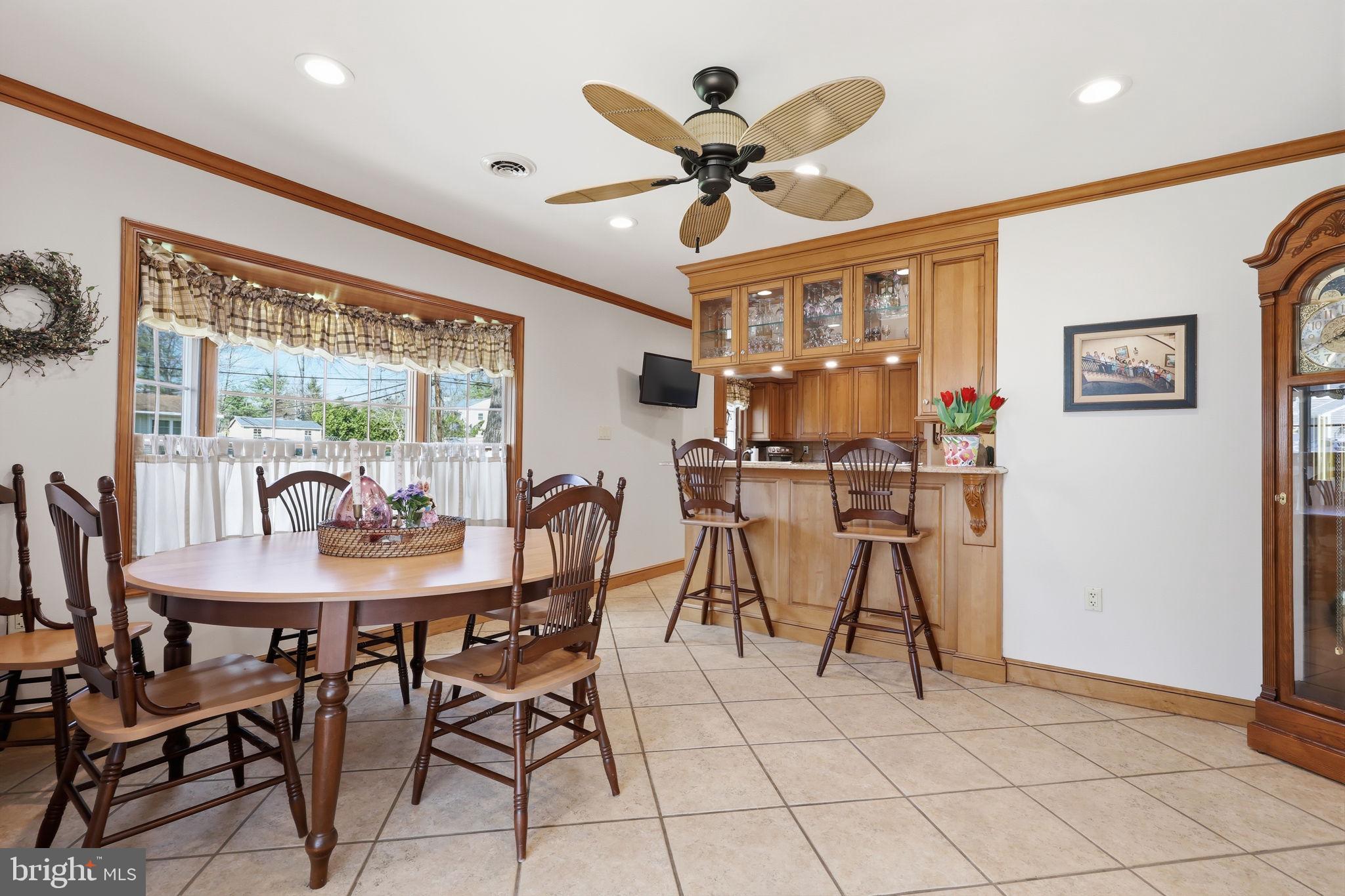 2 Simpson Drive Yardley, PA 19067 - Photo 9 of 37