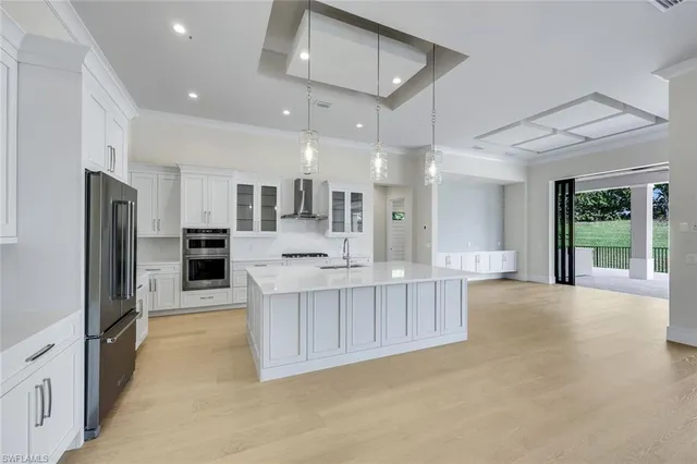 $2,275,000 | 14282 Charthouse Circle, Naples, FL 34114