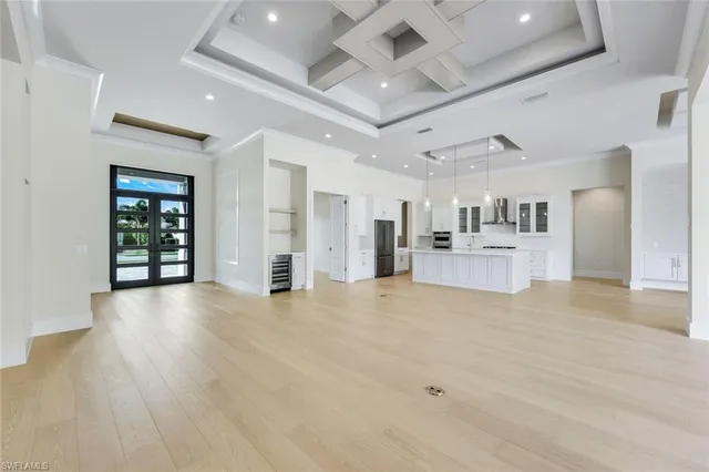 $2,275,000 | 14282 Charthouse Circle, Naples, FL 34114