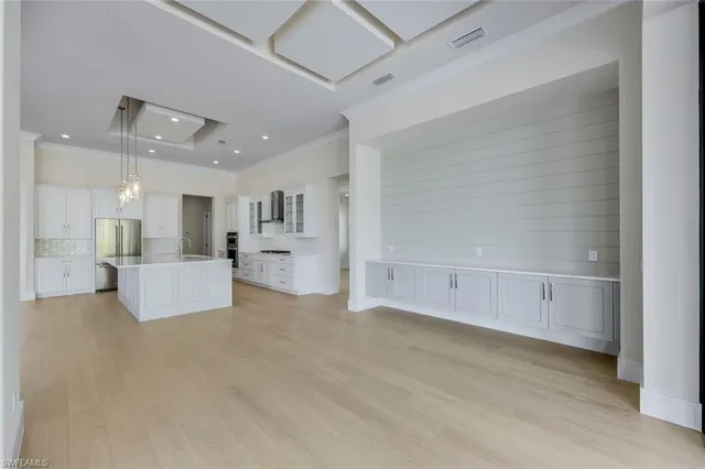 $2,275,000 | 14282 Charthouse Circle, Naples, FL 34114