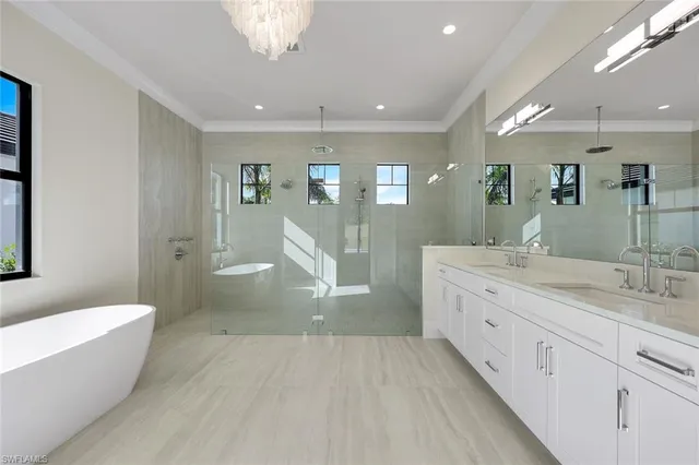 $2,275,000 | 14282 Charthouse Circle, Naples, FL 34114