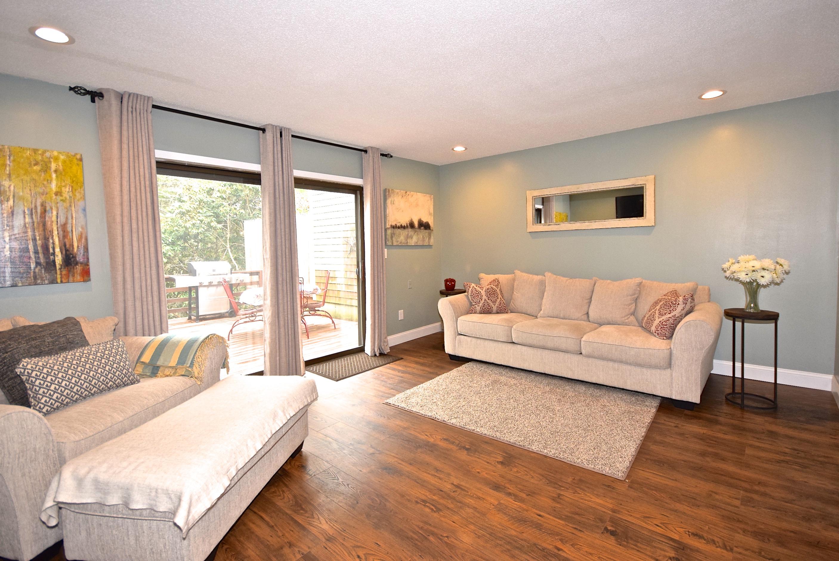 8 Round House Road Bourne, MA 02532 - Photo 1 of 16 DSC_0347