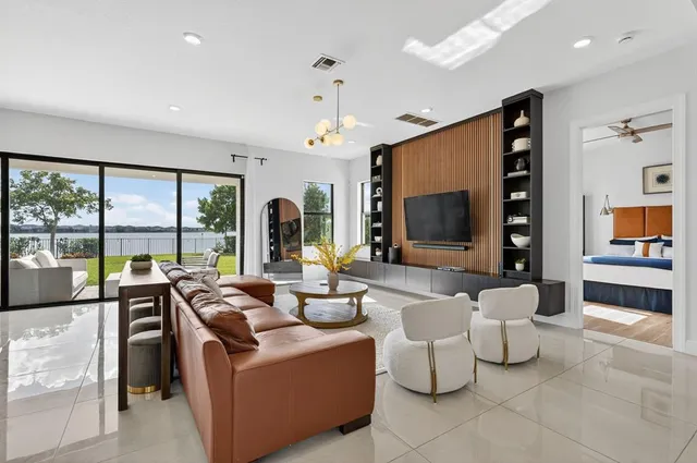 $1,899,000 | 9280 West Parkland Bay Trail, Parkland, FL 33076