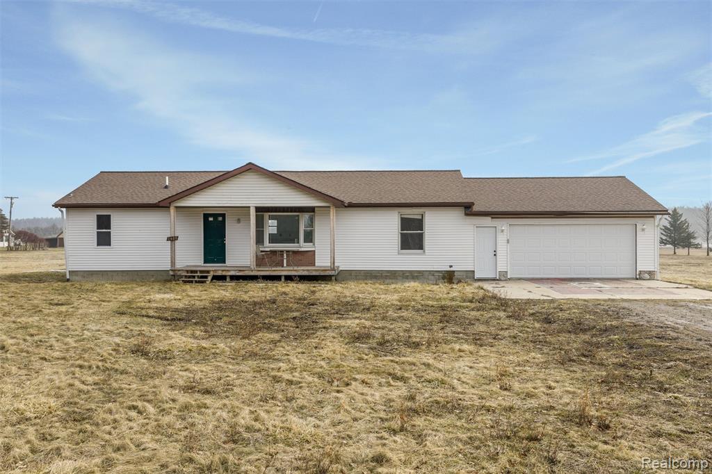 2460 Stapleton Road Goodells, MI 48027 - Photo 2 of 40
