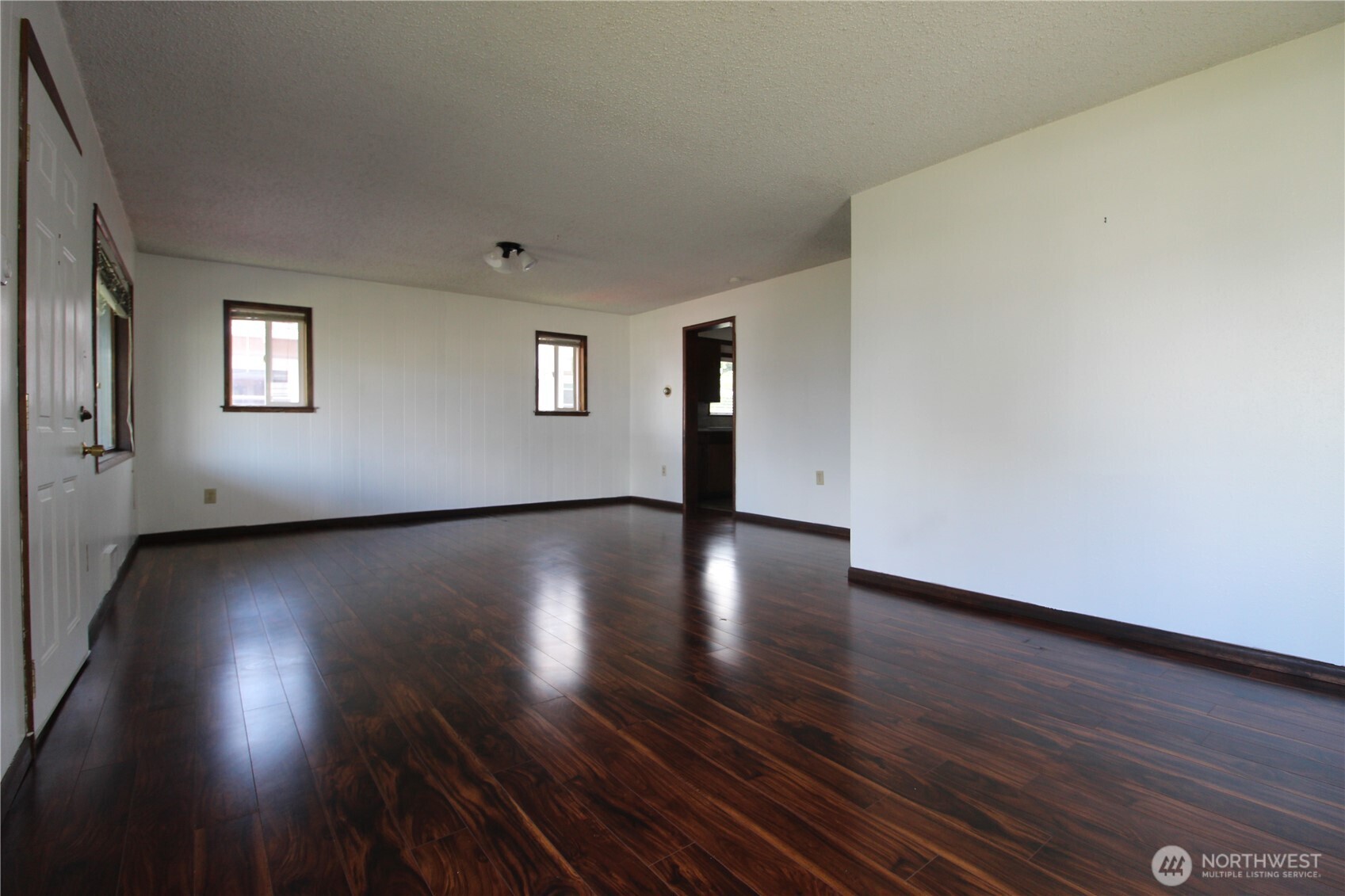 359 Southwest 9th Street Chehalis, WA 98532 - Photo 5 of 21