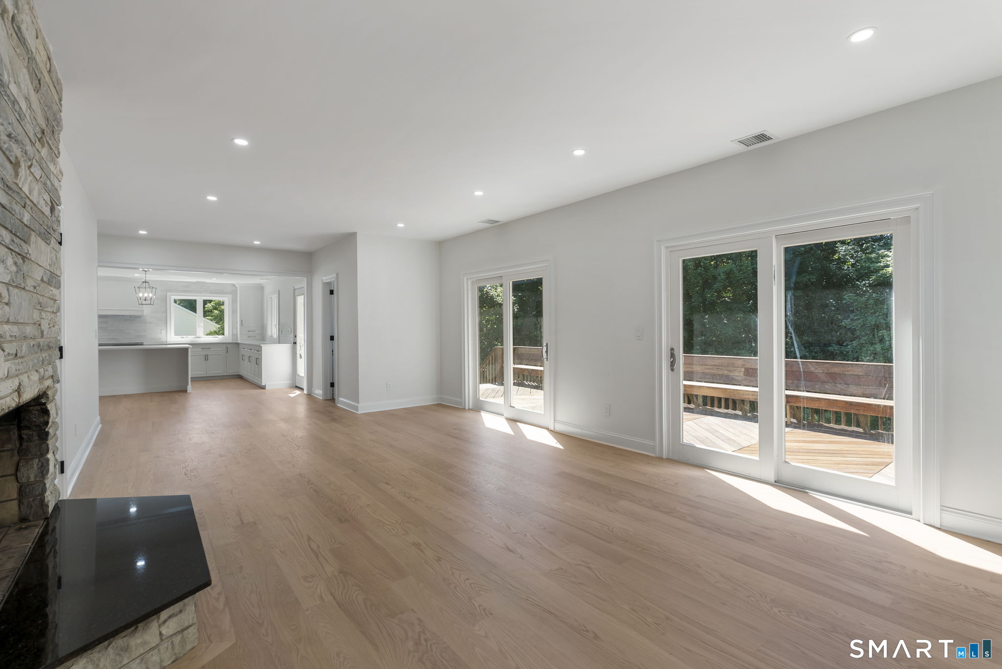 61 Flagg Road West Hartford, CT 06117 - Photo 23 of 39 Family room