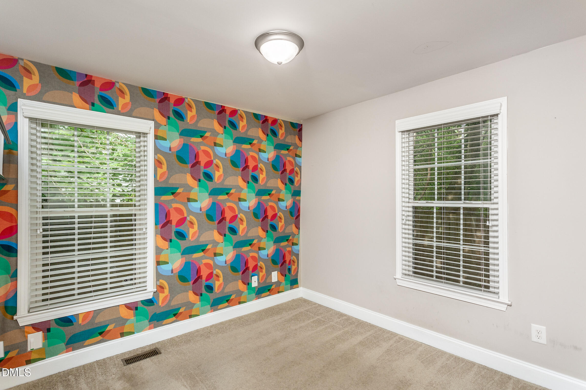 305 Freeman Street Raleigh, NC 27601 - Photo 13 of 15 305FreemanRound3015
