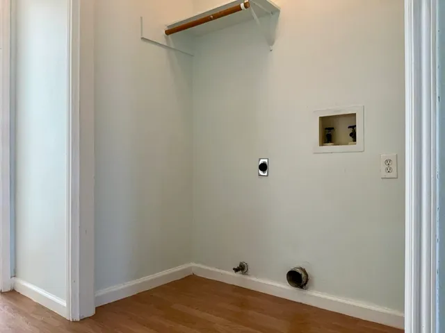 $1,595 | 606 Eaglecreek Drive, Leander, TX 78641