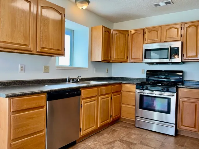 $1,595 | 606 Eaglecreek Drive, Leander, TX 78641