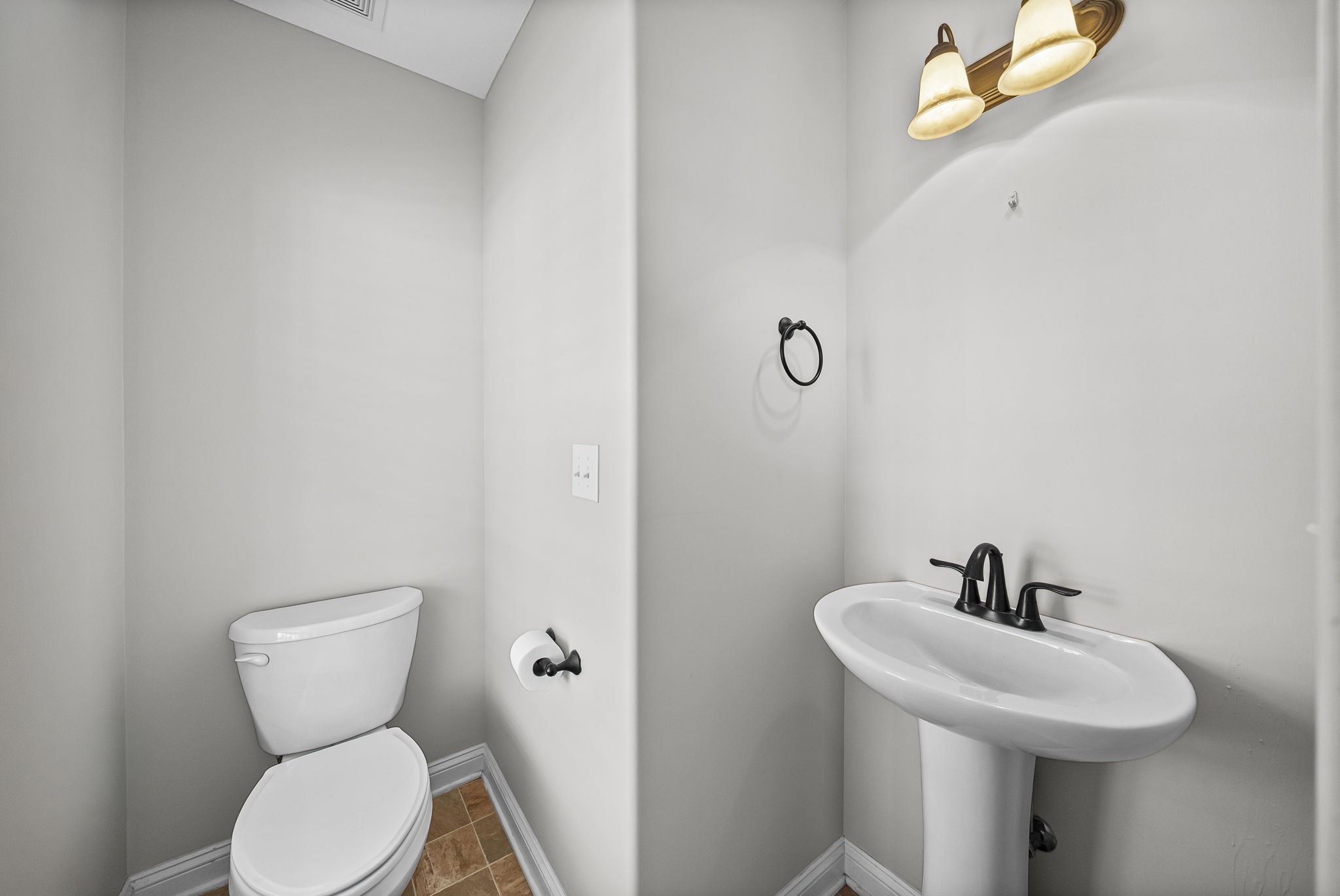 3772 Suiter Road Clarksville, TN 37040 - Photo 6 of 30