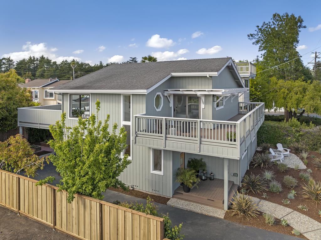 117 El Camino Del Mar Aptos, CA 95003 - Photo 58 of 60 a front view of a house with a garden