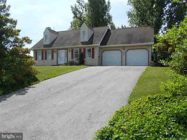 4608 View Drive Spring Grove, PA 17362 - Photo 2 of 33 Gallery Image 2