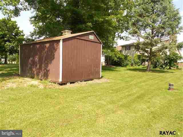 4608 View Drive Spring Grove, PA 17362 - Photo 6 of 33 Gallery Image 6