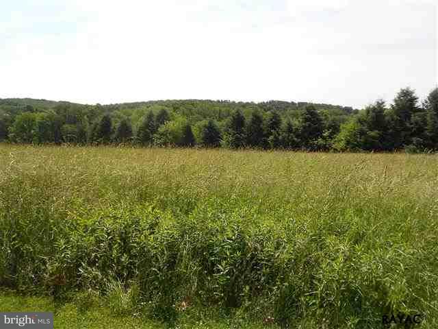 4608 View Drive Spring Grove, PA 17362 - Photo 7 of 33 Gallery Image 7