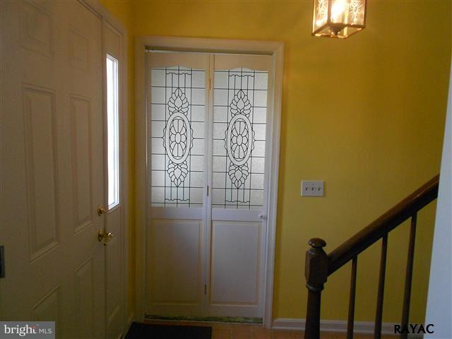 4608 View Drive Spring Grove, PA 17362 - Photo 9 of 33 Gallery Image 9
