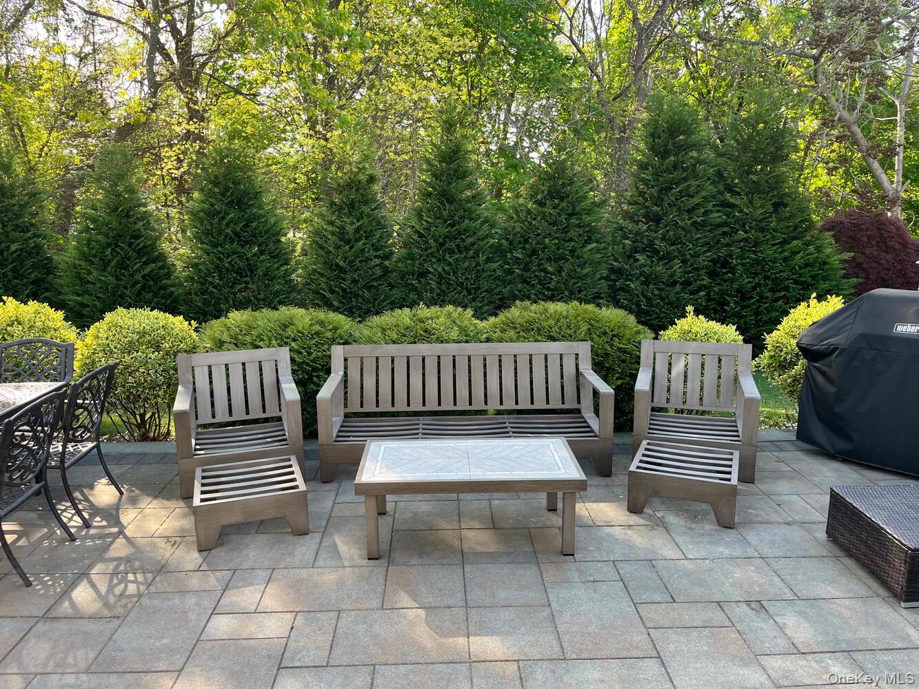 18 Melrose Lane Commack, NY 11725 - Photo 22 of 25