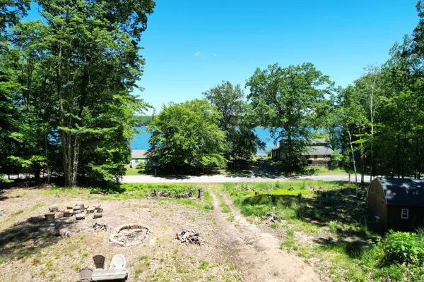 $54,900 | 4209 East Town Line Road, Fountain, MI 49410