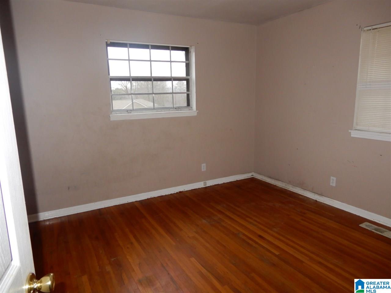 1431 Fairmont Road Sylacauga, AL 35150 - Photo 8 of 11