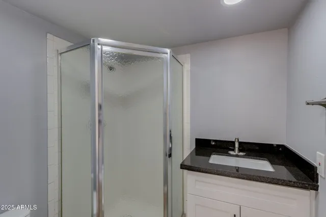 $1,700 | 3048 East Beck Lane, Unit 8, Phoenix, AZ 85032