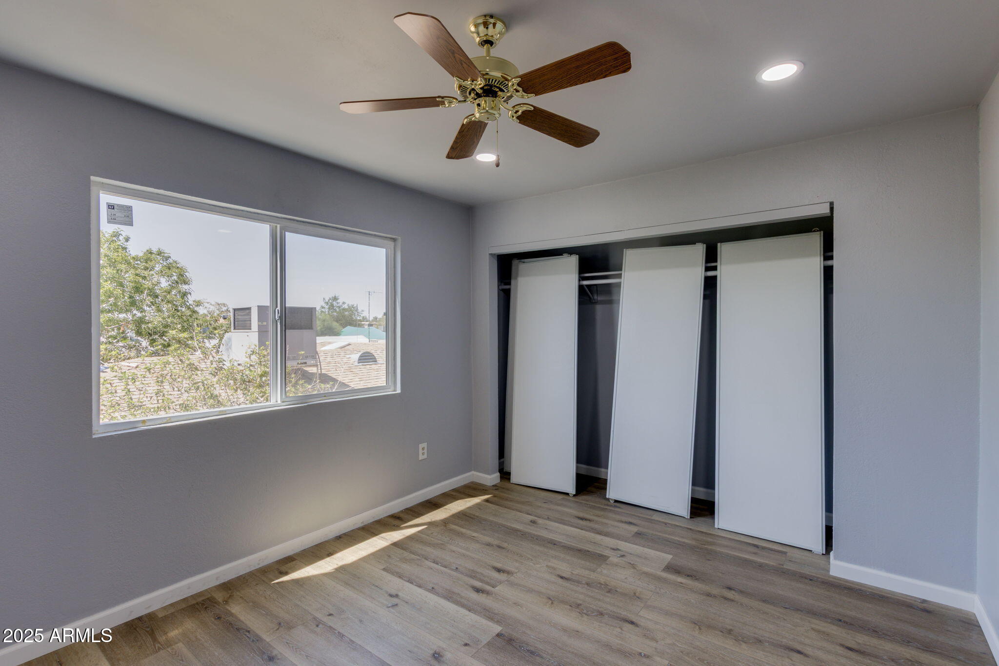 3048 East Beck Lane, Unit 8 Phoenix, AZ 85032 - Photo 19 of 37 19-web-or-mls-ext_-44