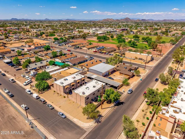 $1,700 | 3048 East Beck Lane, Unit 8, Phoenix, AZ 85032