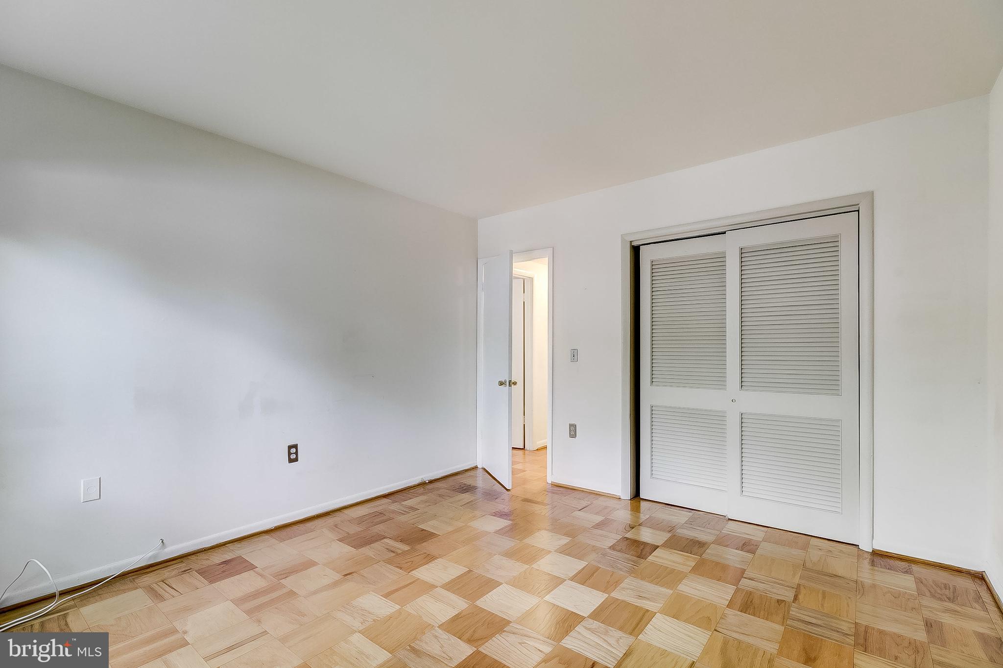 114 Cross Keys Road, Unit R114C Baltimore, MD 21210 - Photo 13 of 26