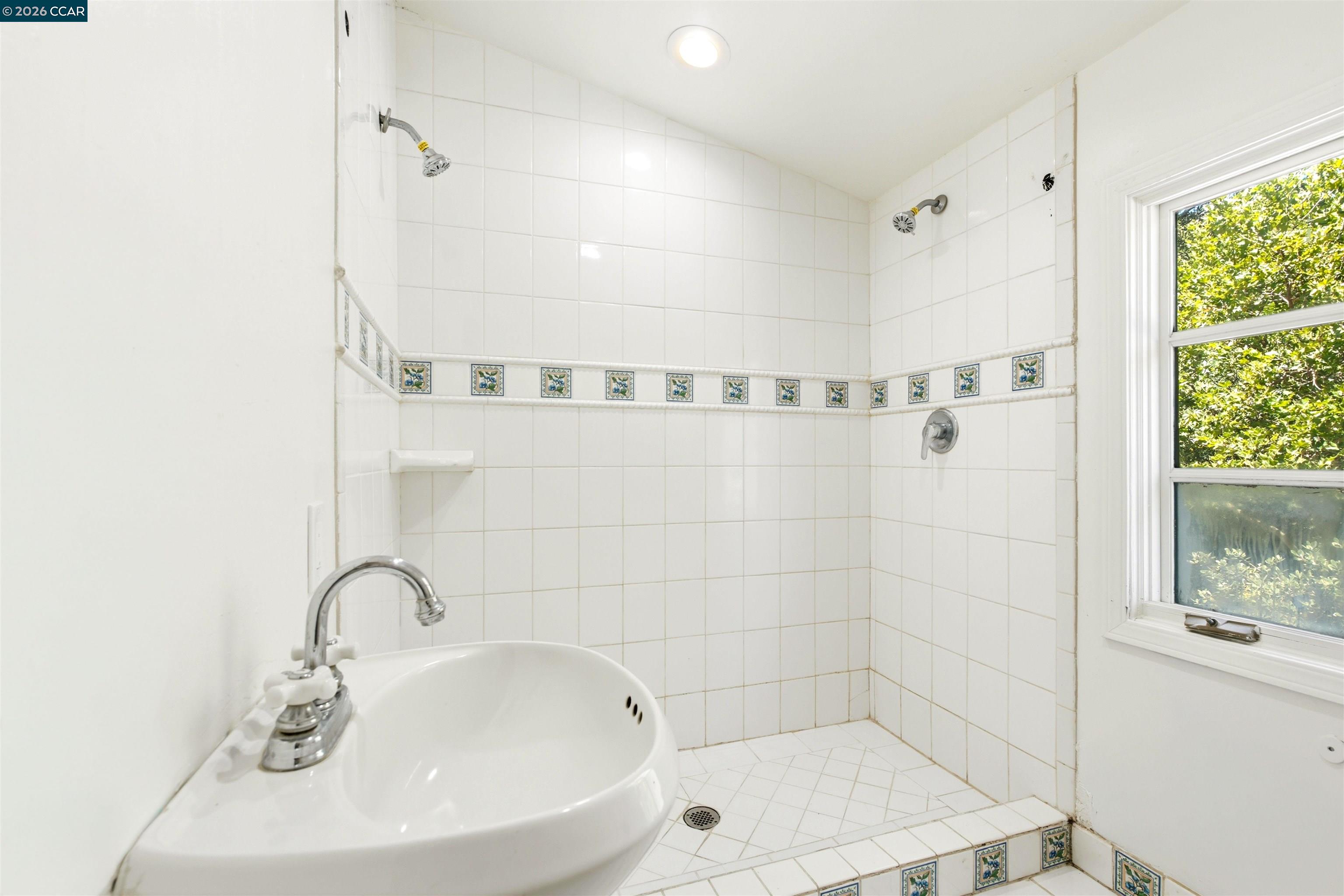 26929 Palomares Road Castro Valley, CA 94552 - Photo 30 of 36 Gallery Image 30
