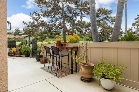 $825,000 | 2607 Pirineos Way, Unit 103, Carlsbad, CA 92009