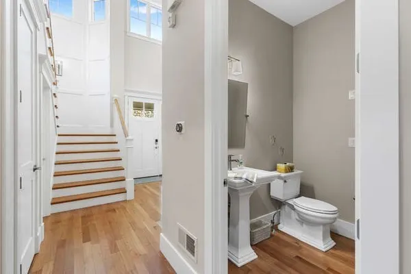 $1,899,000 | 2 Gershon Way, Unit 2, Winchester, MA 01890