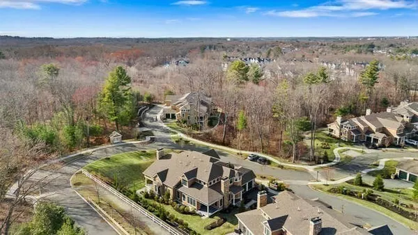 $1,899,000 | 2 Gershon Way, Unit 2, Winchester, MA 01890