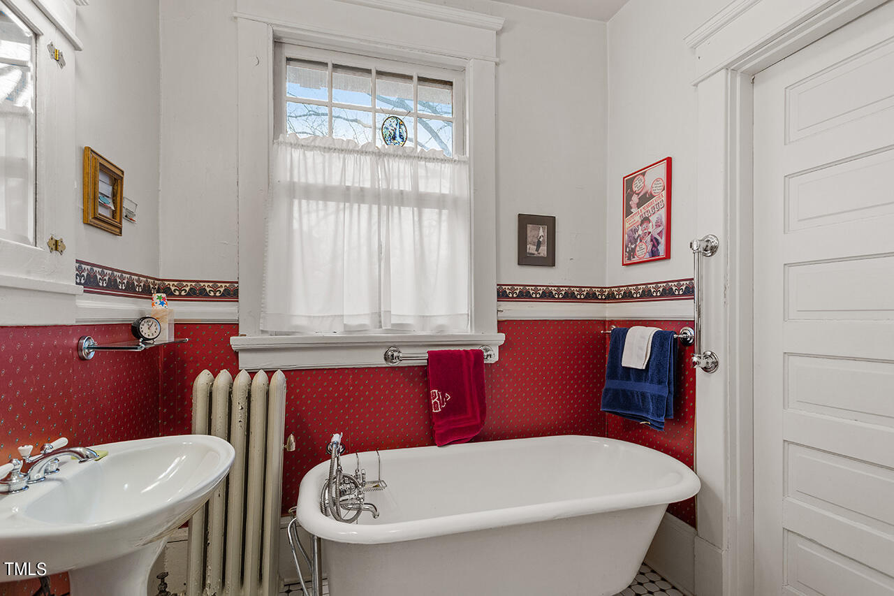 213 Watts Street Durham, NC 27701 - Photo 41 of 56 213 Watts Street_49