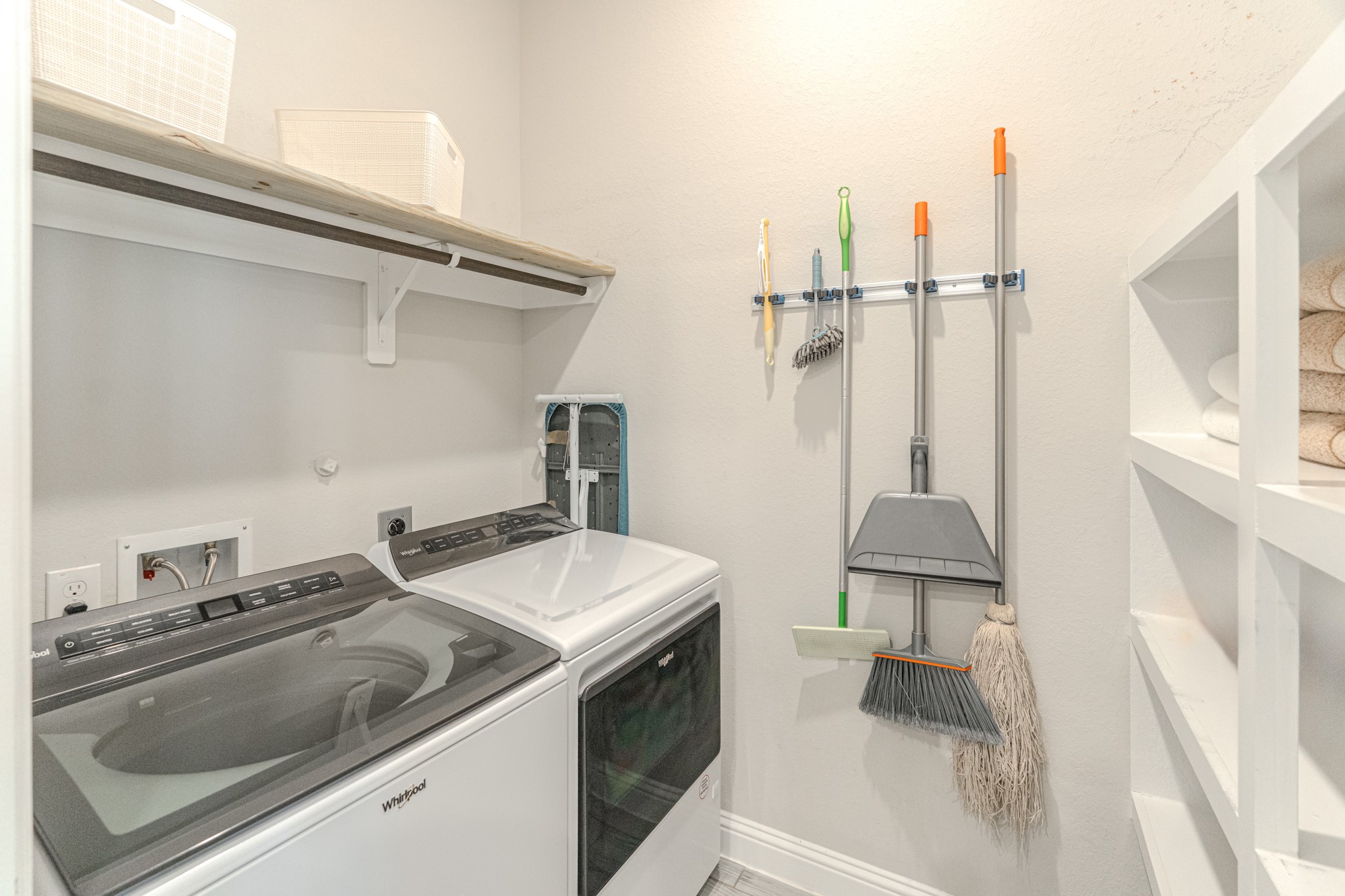 17310 Autumn Sage Court Conroe, TX 77385 - Photo 28 of 31 a kitchen with a sink and a stove top oven