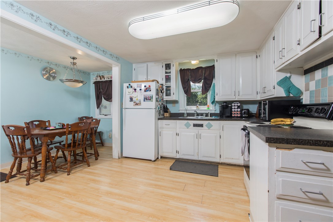 99 Airway Road Warwick, RI 02886 - Photo 8 of 26 Gallery Image 8