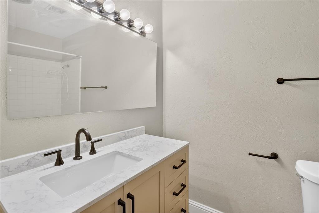 6645 Harrison Way Watauga, TX 76148 - Photo 8 of 15