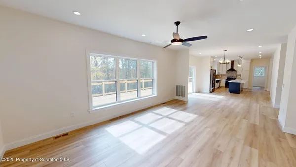$899,000 | 99 Woodland Drive, Lake Ariel, PA 18436