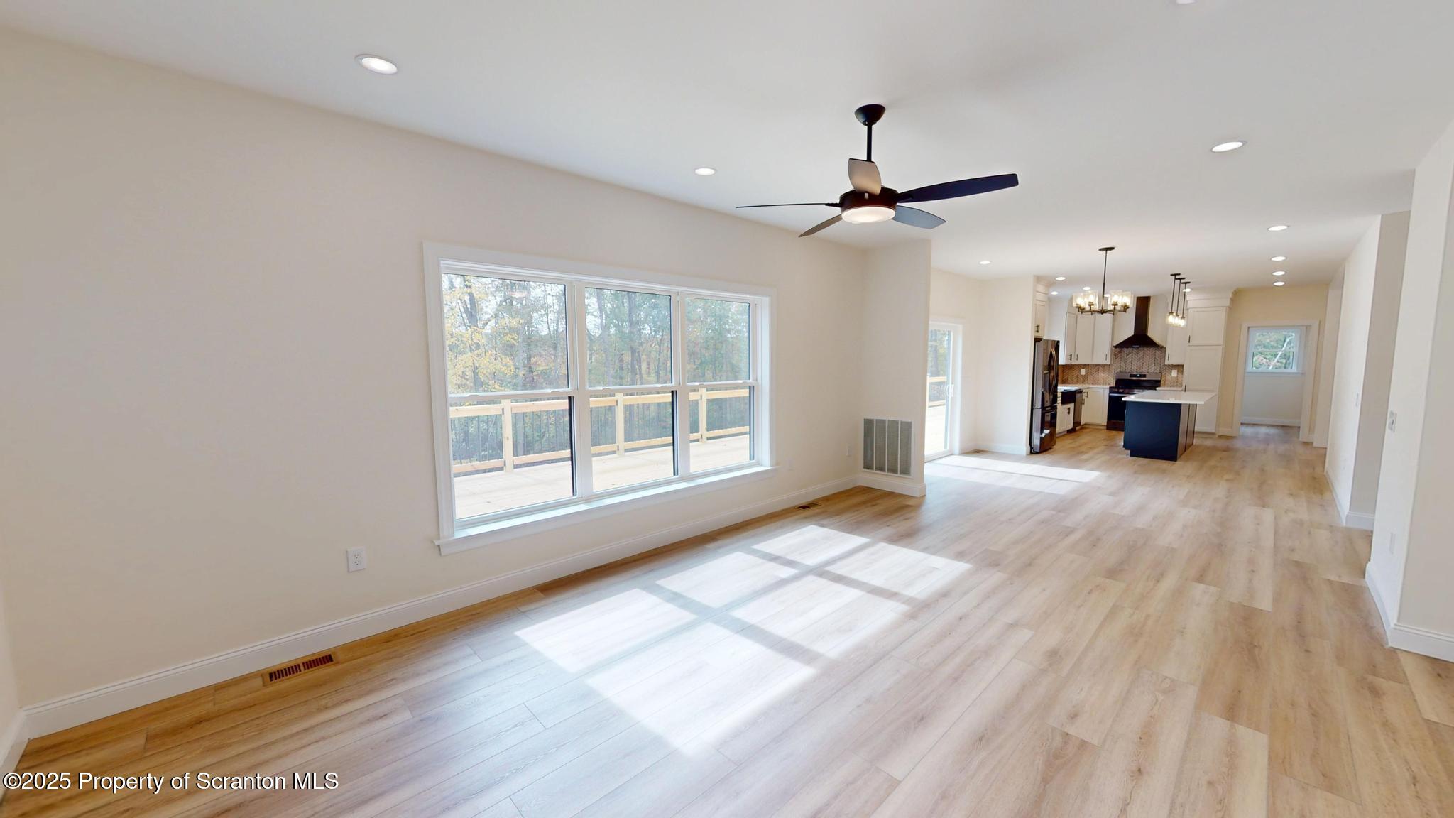 99 Woodland Drive Lake Ariel, PA 18436 - Photo 12 of 124 Living Room