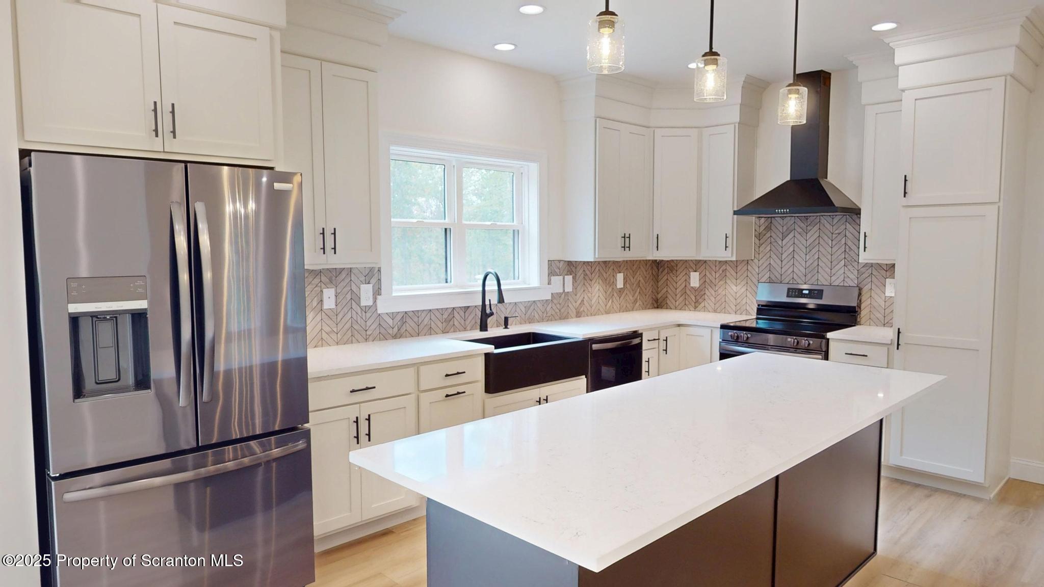 99 Woodland Drive Lake Ariel, PA 18436 - Photo 29 of 124 Kitchen