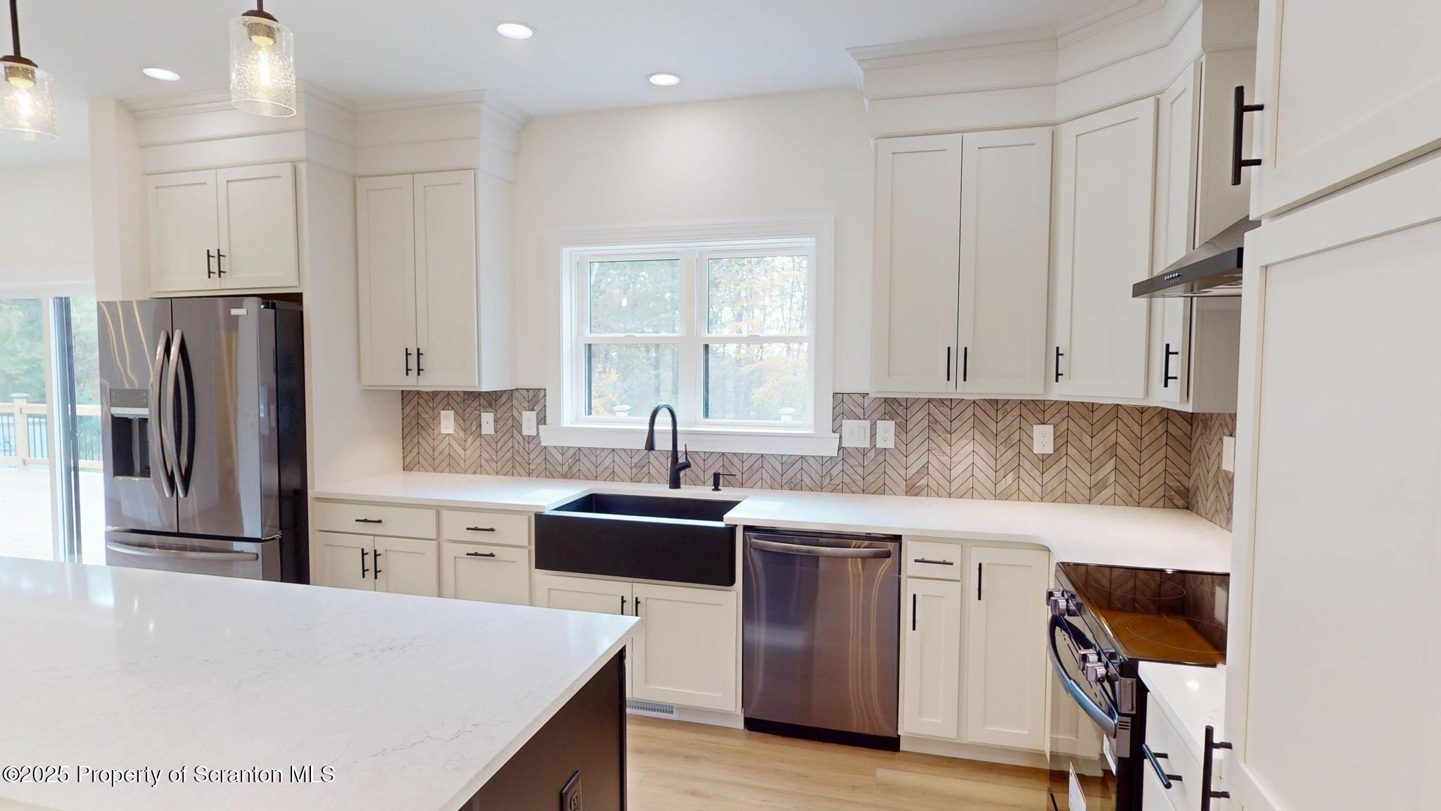 99 Woodland Drive Lake Ariel, PA 18436 - Photo 33 of 124 Kitchen