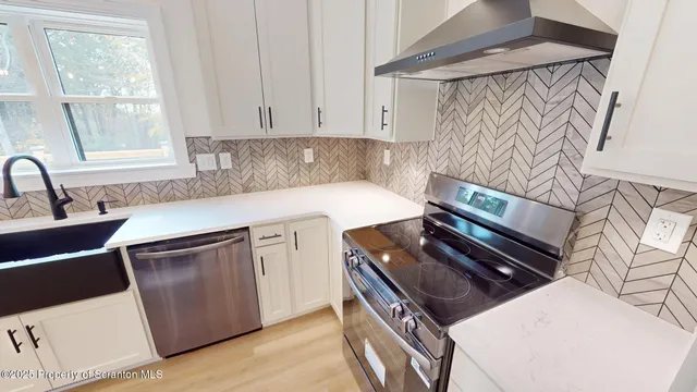 $899,000 | 99 Woodland Drive, Lake Ariel, PA 18436