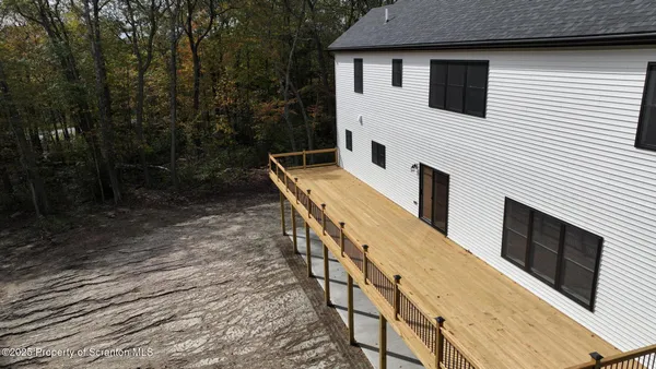 $899,000 | 99 Woodland Drive, Lake Ariel, PA 18436