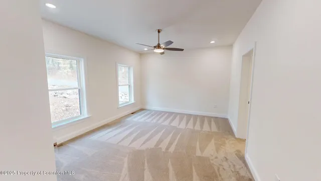 $899,000 | 99 Woodland Drive, Lake Ariel, PA 18436