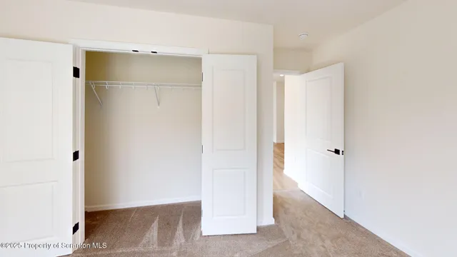 $899,000 | 99 Woodland Drive, Lake Ariel, PA 18436