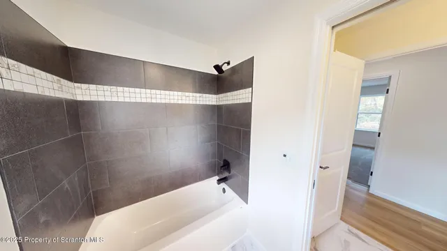 $899,000 | 99 Woodland Drive, Lake Ariel, PA 18436