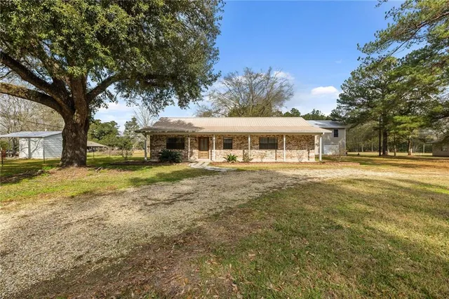 $299,500 | 13027 Tammy Drive, Tickfaw, LA 70466