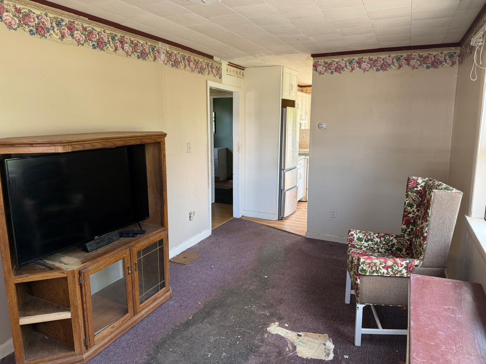 83 Exchange Street Presque Isle, ME 04769 - Photo 12 of 19 Living Room