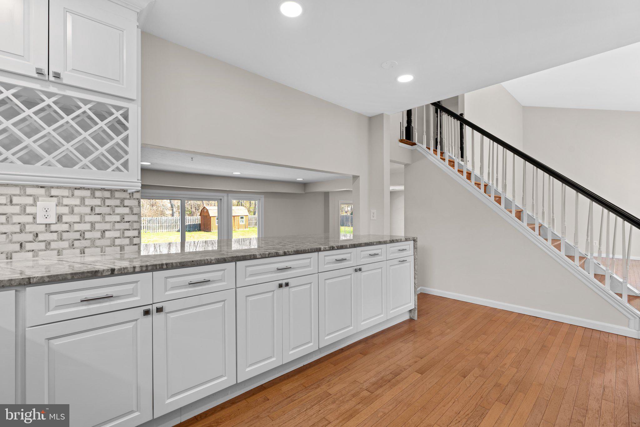 9777 Hillsmere Road Ellicott City, MD 21042 - Photo 12 of 55 Kitchen