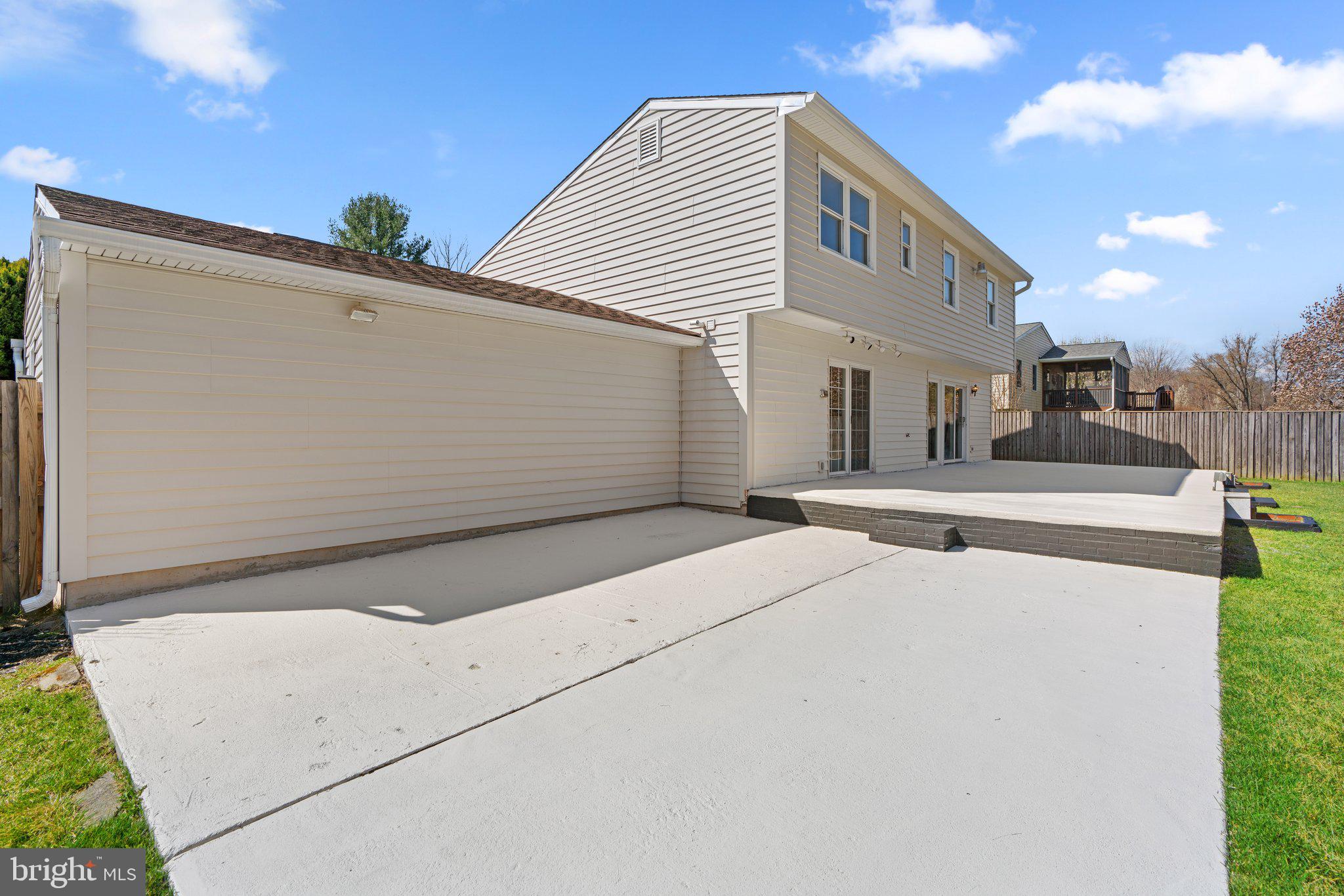 9777 Hillsmere Road Ellicott City, MD 21042 - Photo 44 of 55 Patio