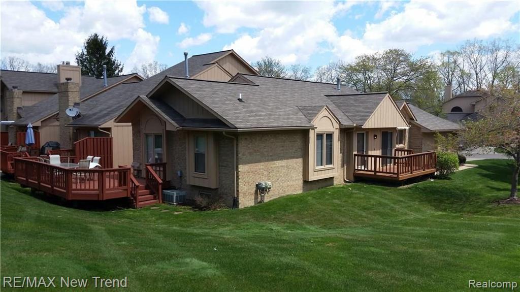 22005 River Ridge Trail, Unit 37 Farmington Hills, MI 48335 - Photo 16 of 18