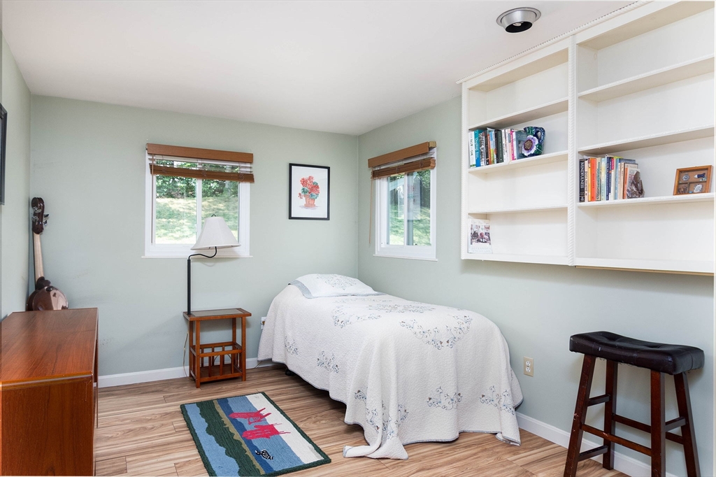 49 Barry Road Worcester, MA 01609 - Photo 35 of 37 Gallery Image 35