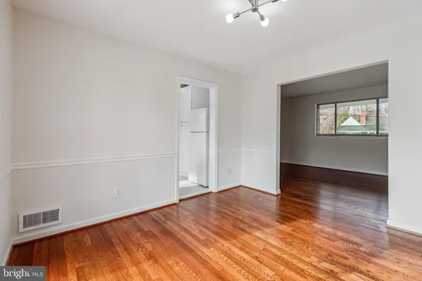 $785,000 | 5401 Southampton Drive, Springfield, VA 22151